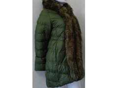 Dámská zimní bunda s kožešinou zelená model 21758985 - Good looking 3