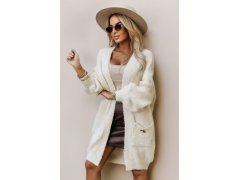 Módní oversize svetr s&nbsp;ozdobnou broží a&nbsp;kapsami béžový model 21322456 - numoco basic 1