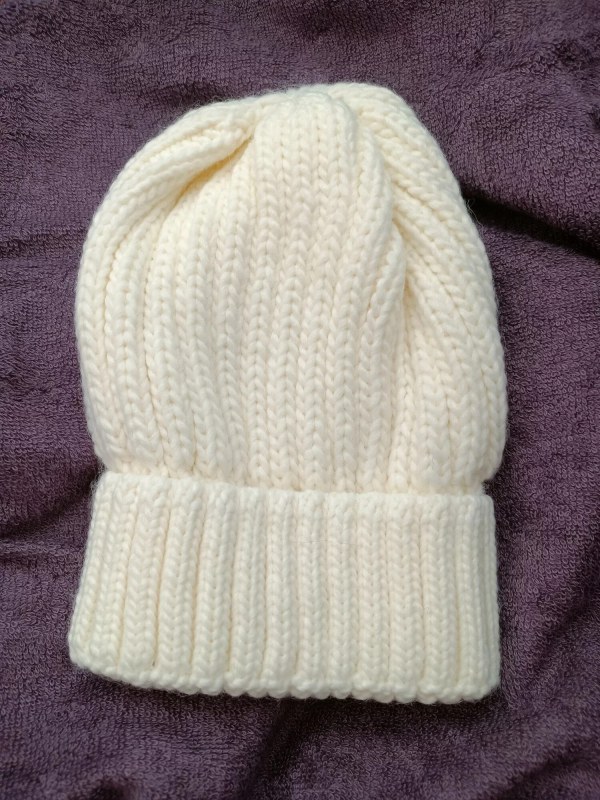 Dámská pletená čepice model 20882603 krémová - FPrice