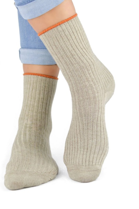 Dámské ponožky model 19336206 02 - Noviti - Doplňky čepice, rukavice a šály