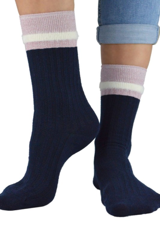 Dámské ponožky model 19060597 - Noviti - Doplňky čepice, rukavice a šály
