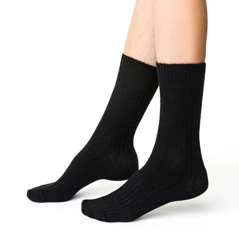 ponožky černé s vlnou model 18703755 - Steven - Doplňky čepice, rukavice a šály