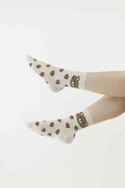 Veselé ponožky béžové s model 18336575 - Moraj - Doplňky čepice, rukavice a šály