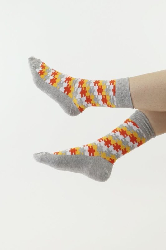 Veselé ponožky šedé model 18336593 - Moraj - Doplňky čepice, rukavice a šály