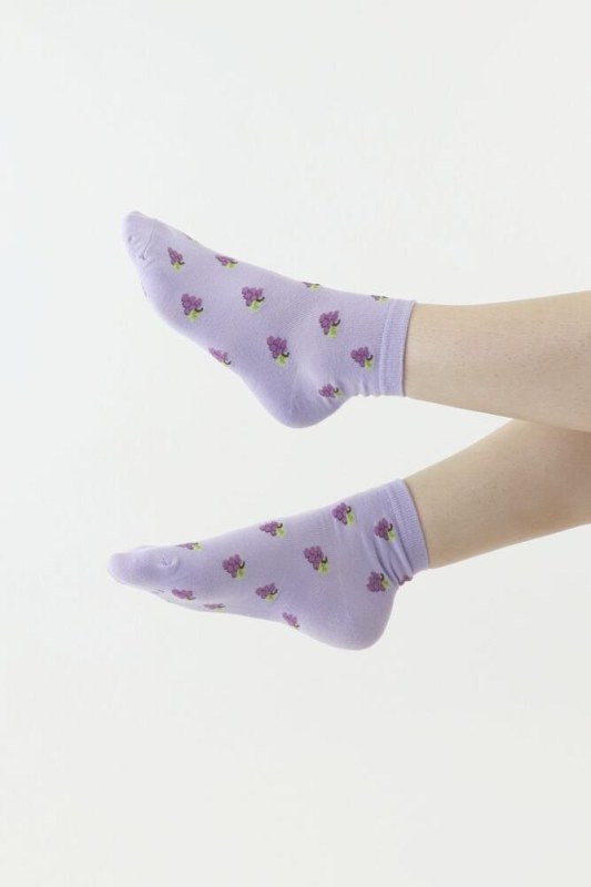 Veselé ponožky fialové s model 18637918 - Moraj - Doplňky čepice, rukavice a šály