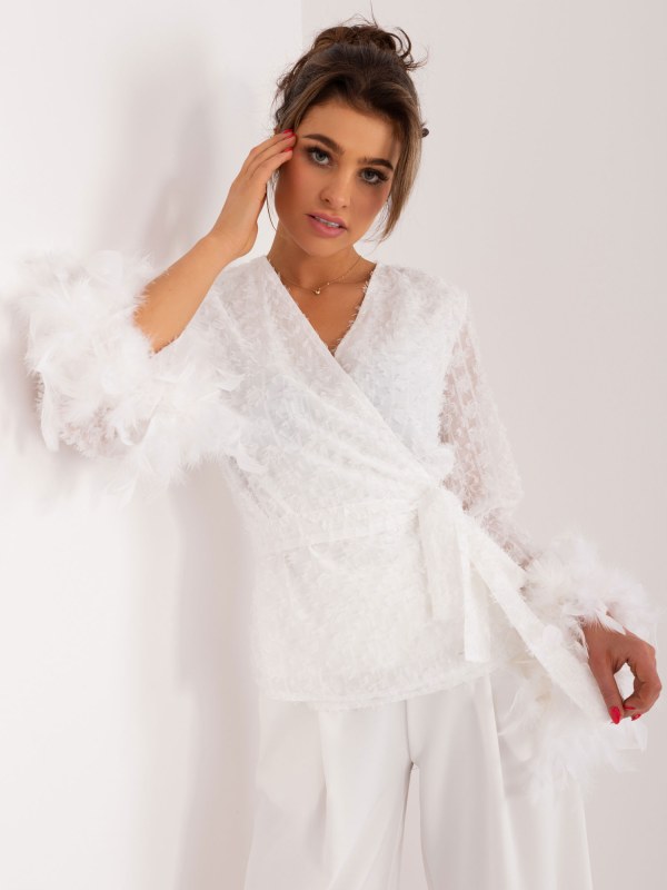 Dámská halenka LK BZ bílá model 20834860 - Lakerta - halenky