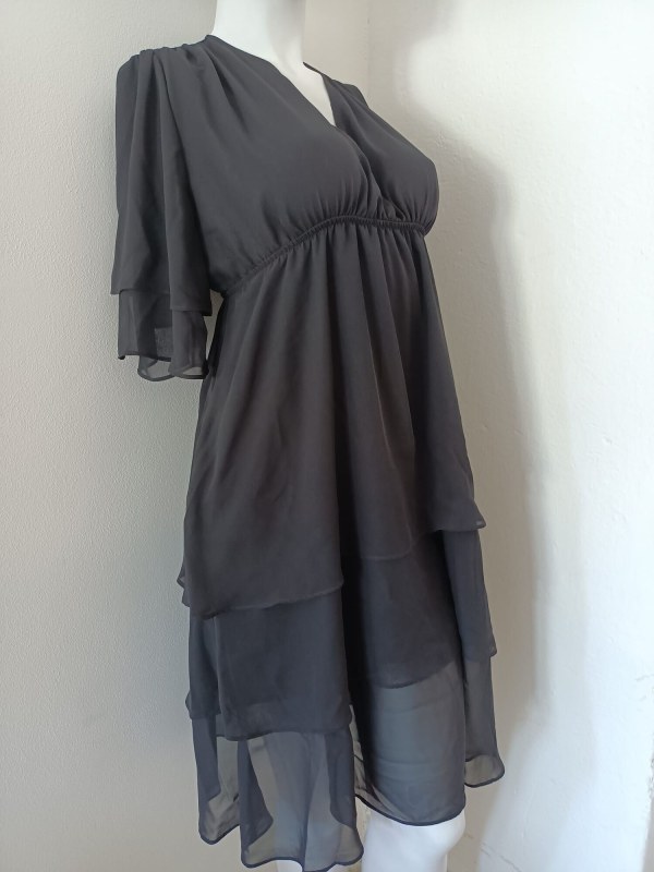 Dámské šaty černé model 18913701 - STYLOVE - Dámské saka