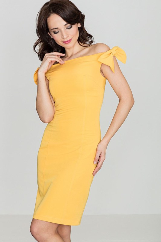 Dámské šaty model 18461831 tmavě žlutá - Katrus - Doplňky čepice, rukavice a šály