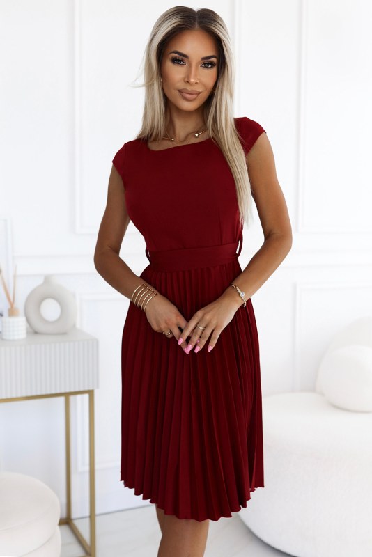 LILA sukienka z krótkim i paskiem model 20596593 - numoco