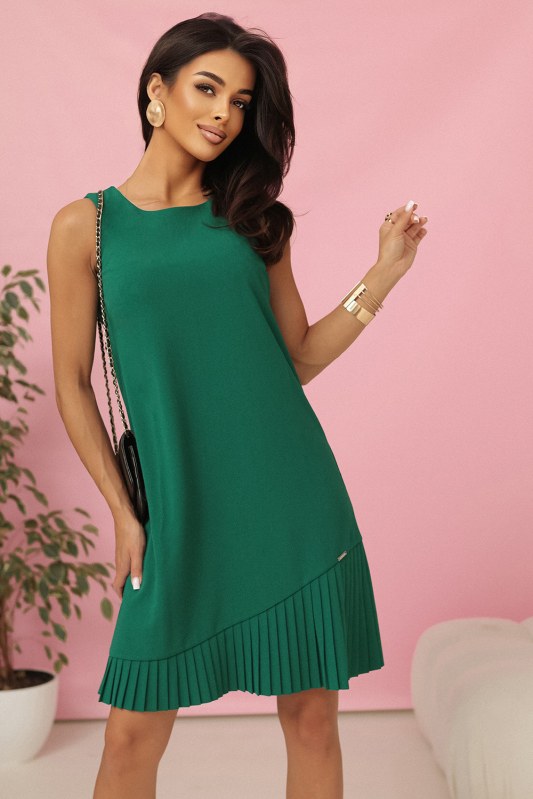 elegantní trapézové šaty s asymetrickým řasením model 21218048 - numoco