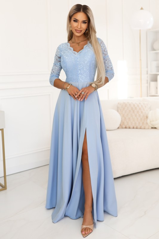 model 22040386 AMBER elegantní dlouhé krajkové šaty s výstřihem modré - numoco