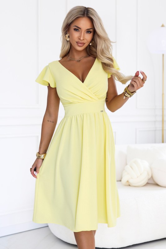 MATILDE Šaty s výstřihem a krátkými rukávy – žluté model 22297225 - numoco