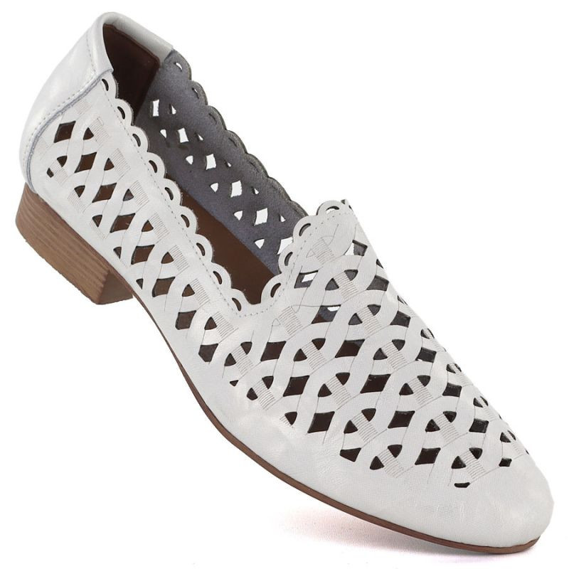 Dámské kožené polobotky model 22190119 bílé Jezzi - SWEET SHOES