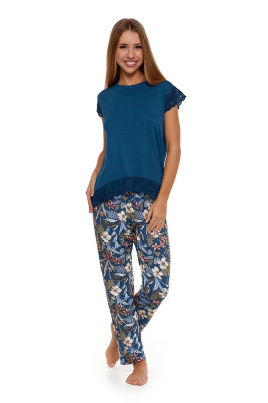 Dámské viskózové pyžamo model 18433158 modré s květinami - Moraj