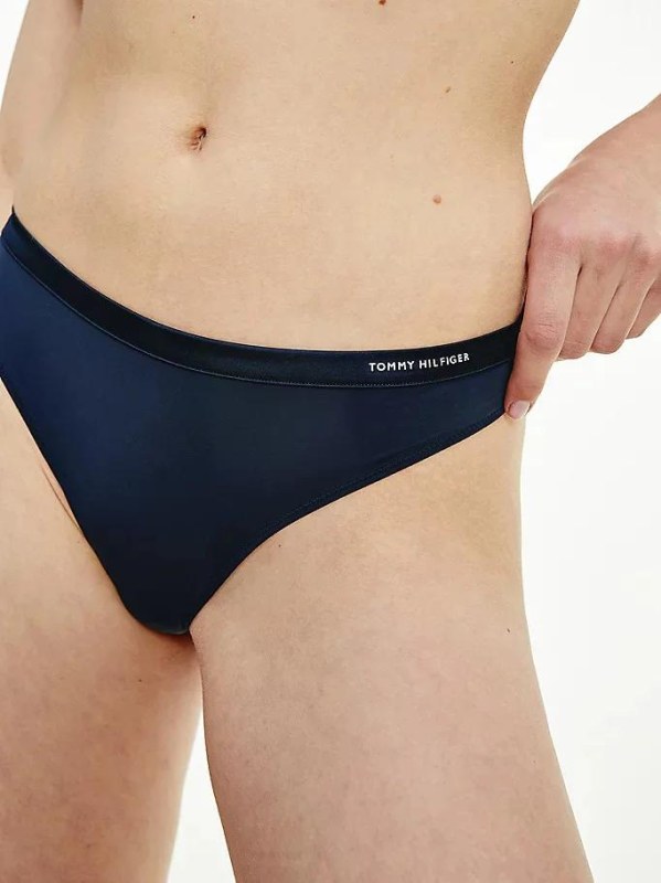 Dámské tanga  Černá model 16306977 - Tommy Hilfiger