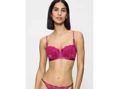 Crazy model 20823931 Love WHP - Triumph 6