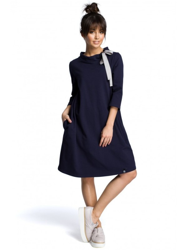 Dámské šaty model 18301283 tmavě modré - BeWear - Dámské saka