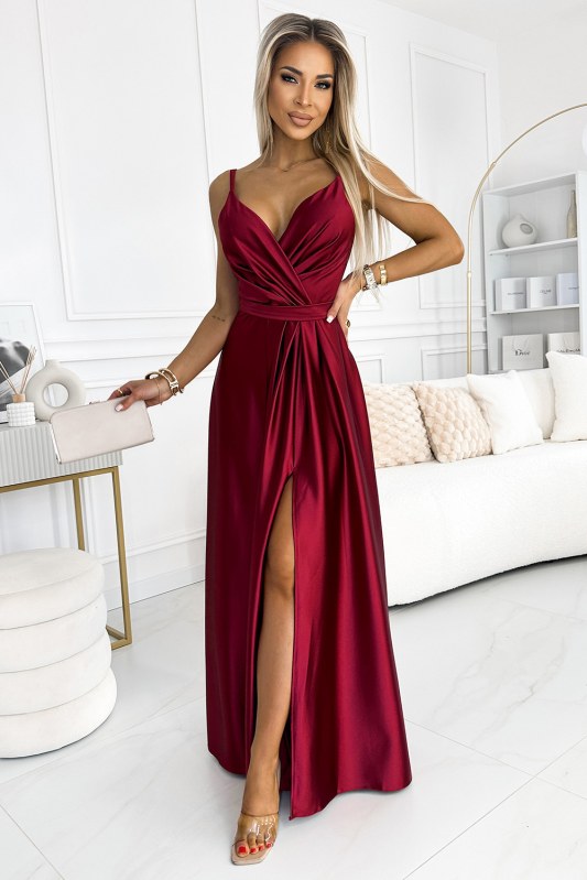 JULIET - Elegantní dlouhé dámské saténové šaty ve vínové bordó barvě s výstřihem a rozparkem na noze 512-6 - Doplňky čepice, rukavice a šály